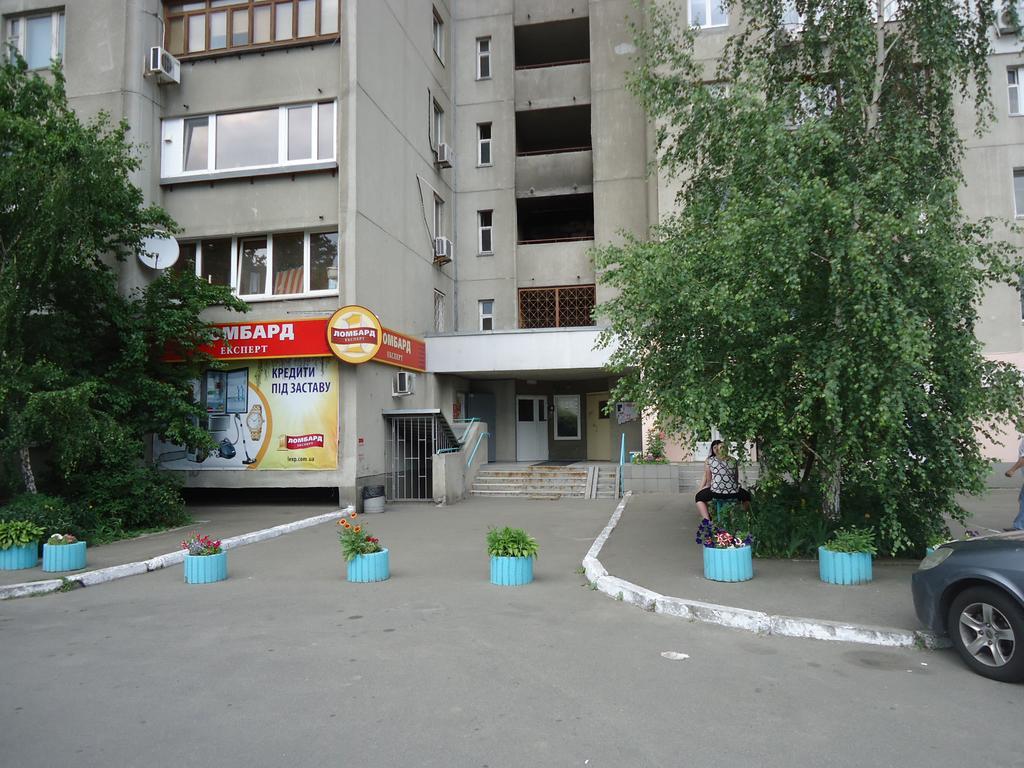 Poznyaky Apartments Киев Экстерьер фото